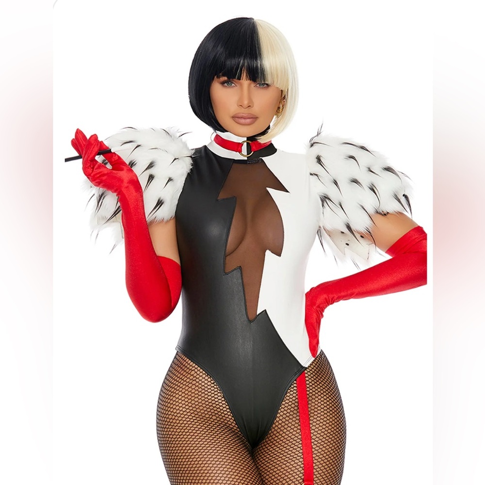 Fashion Nova Black and White Bodysuit